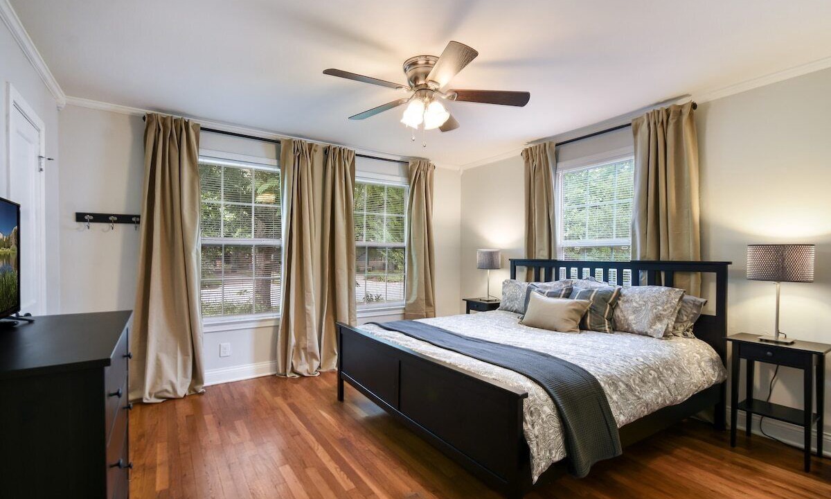 Photo of Bedroom in Brentwood