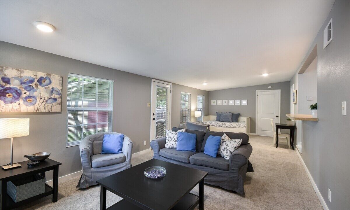 Photo of Livingroom in Brentwood