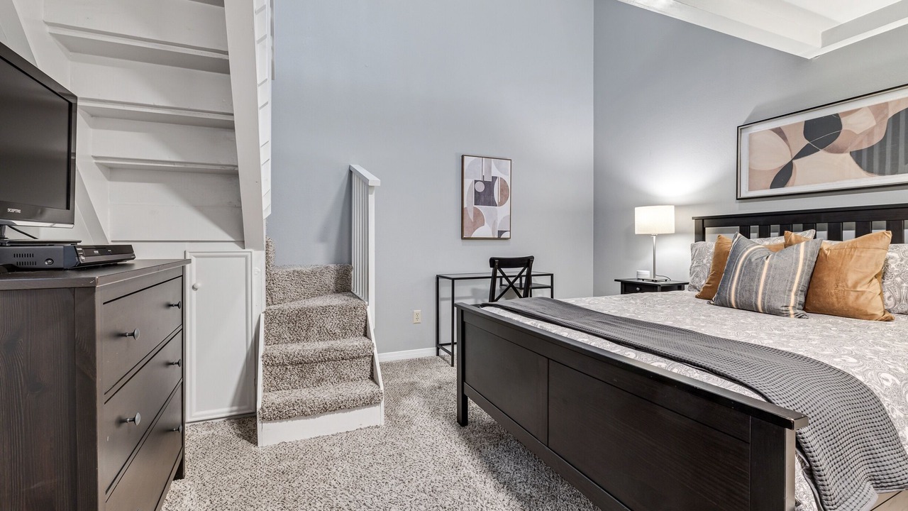 Photo of Bedroom in Westover Hills