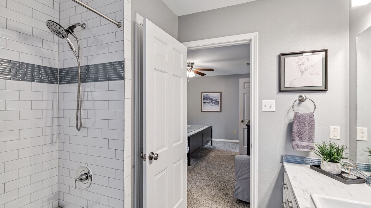 Photo of Bathroom in Westover Hills