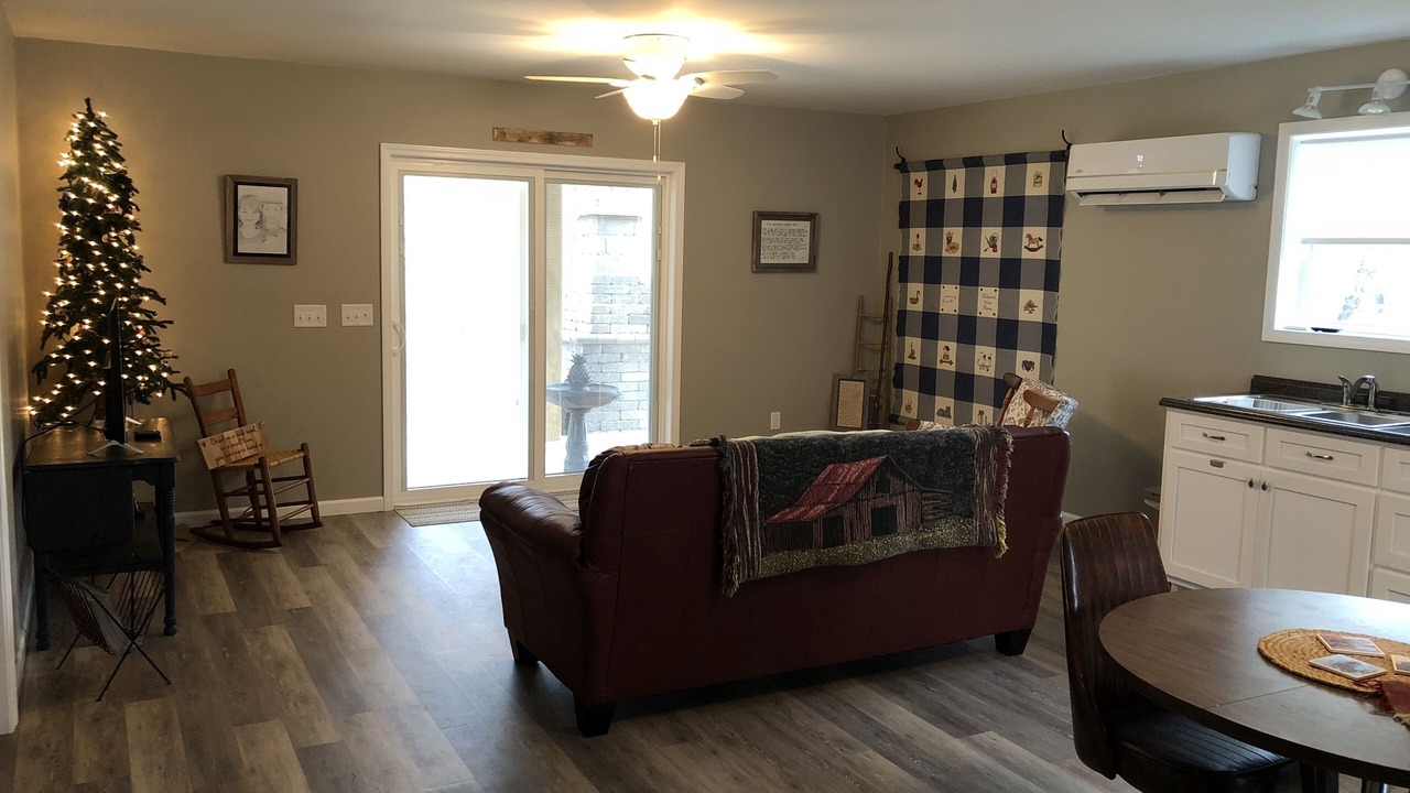 Photo of Livingroom in Spencer