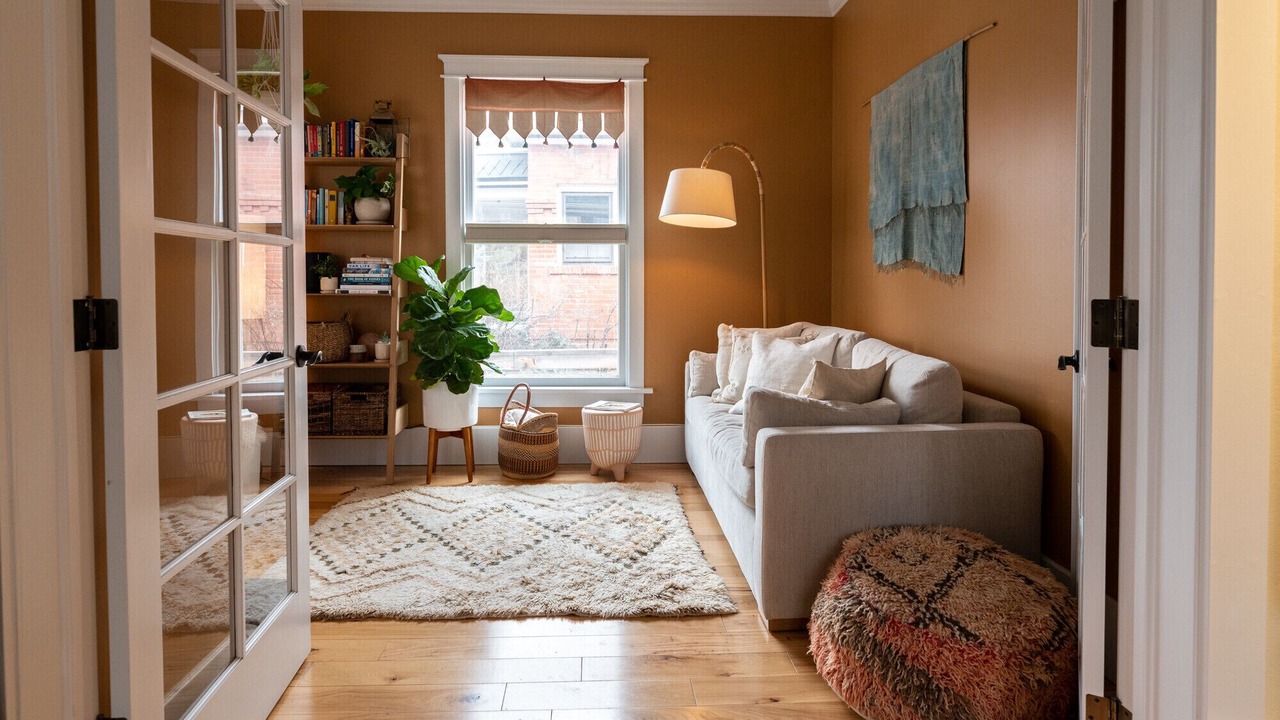 Photo of Livingroom in Whittier