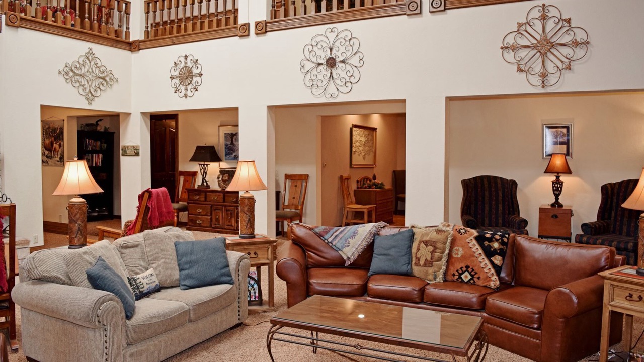 Photo of Livingroom in Red River