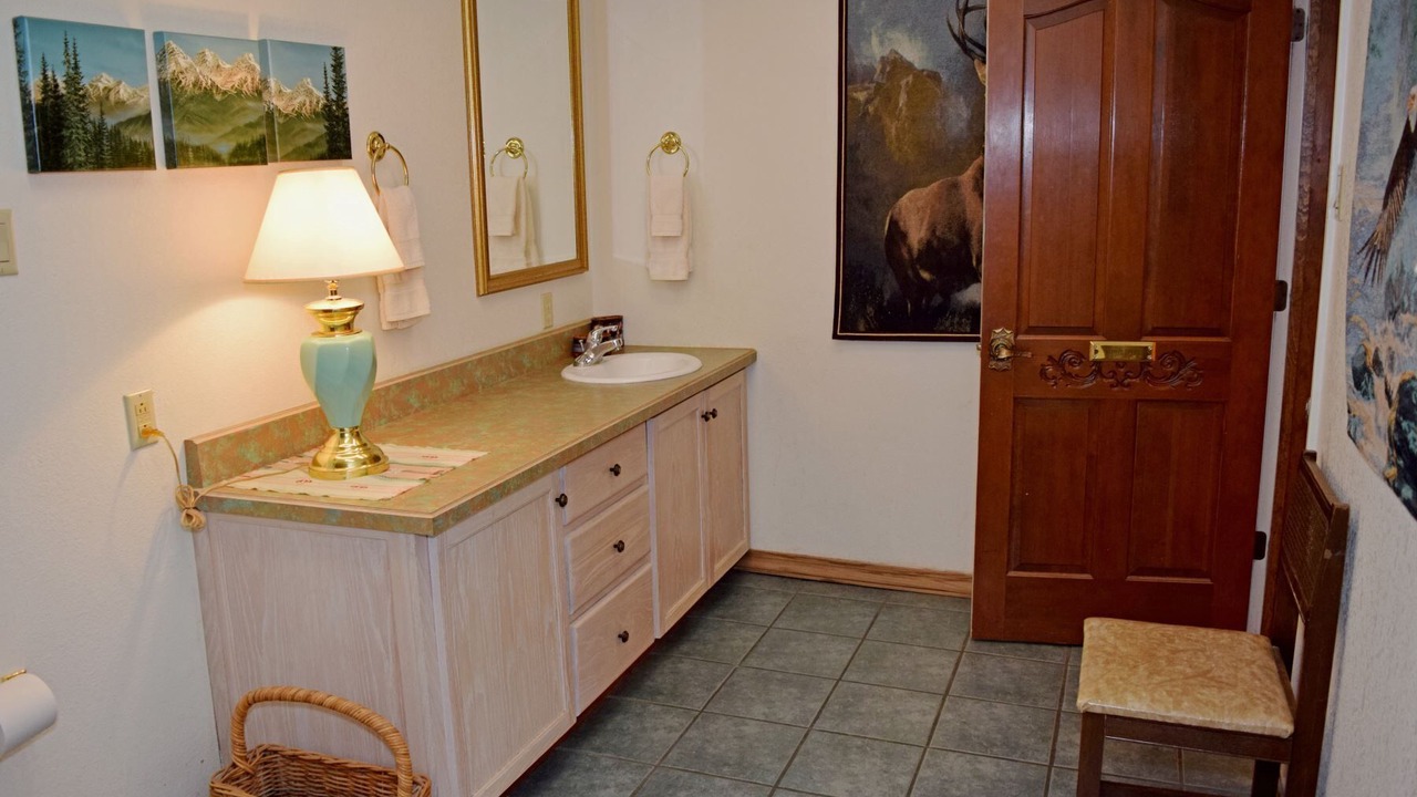 Photo of Bathroom in Red River