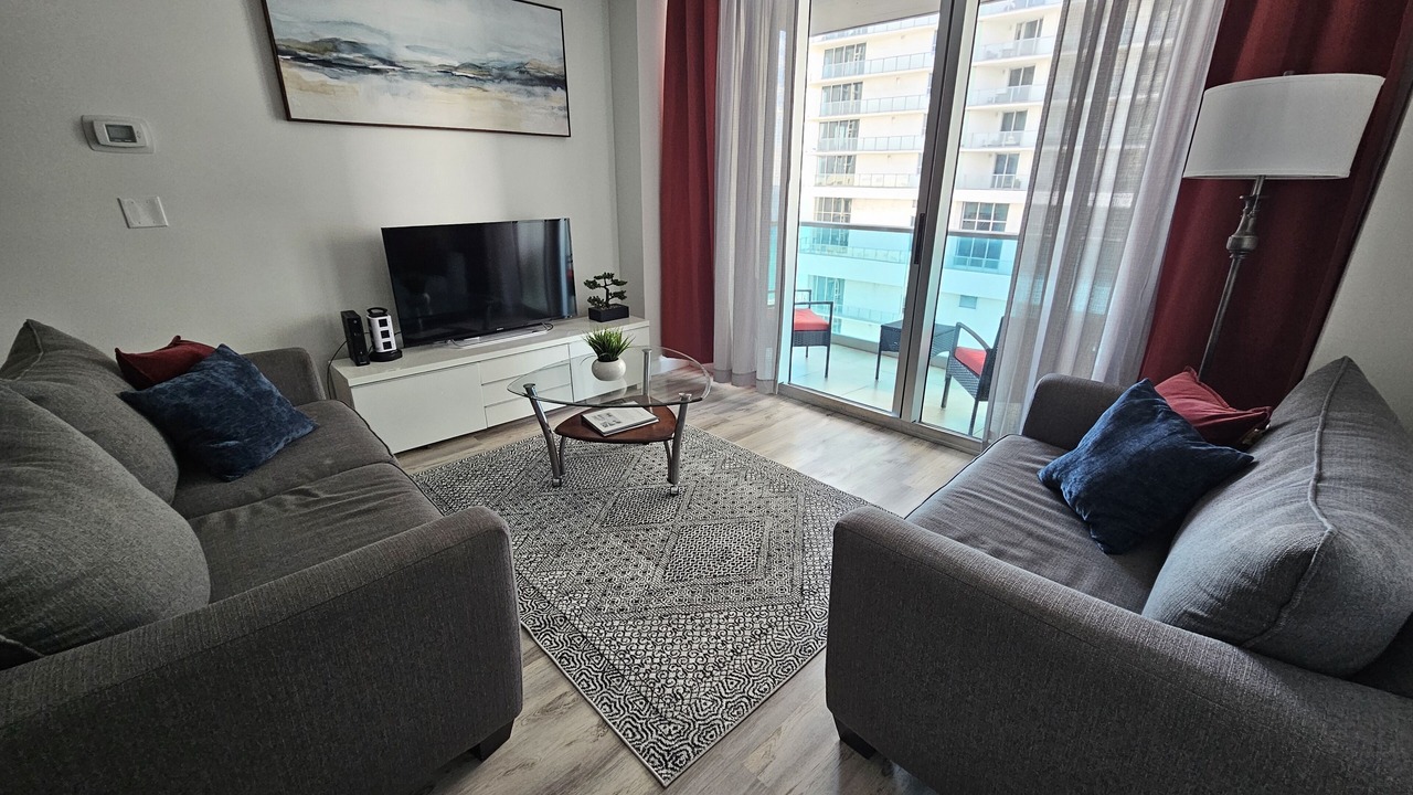 Photo of Livingroom in Hollywood South Central Beach