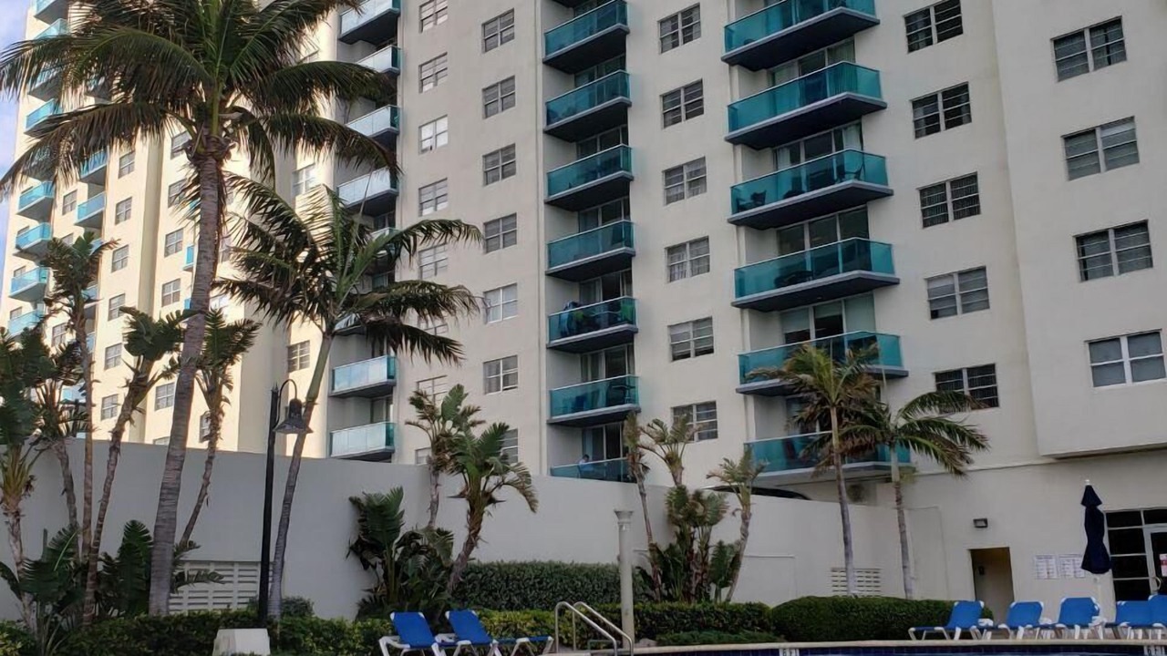 Photo of Outdoor in Hollywood South Central Beach