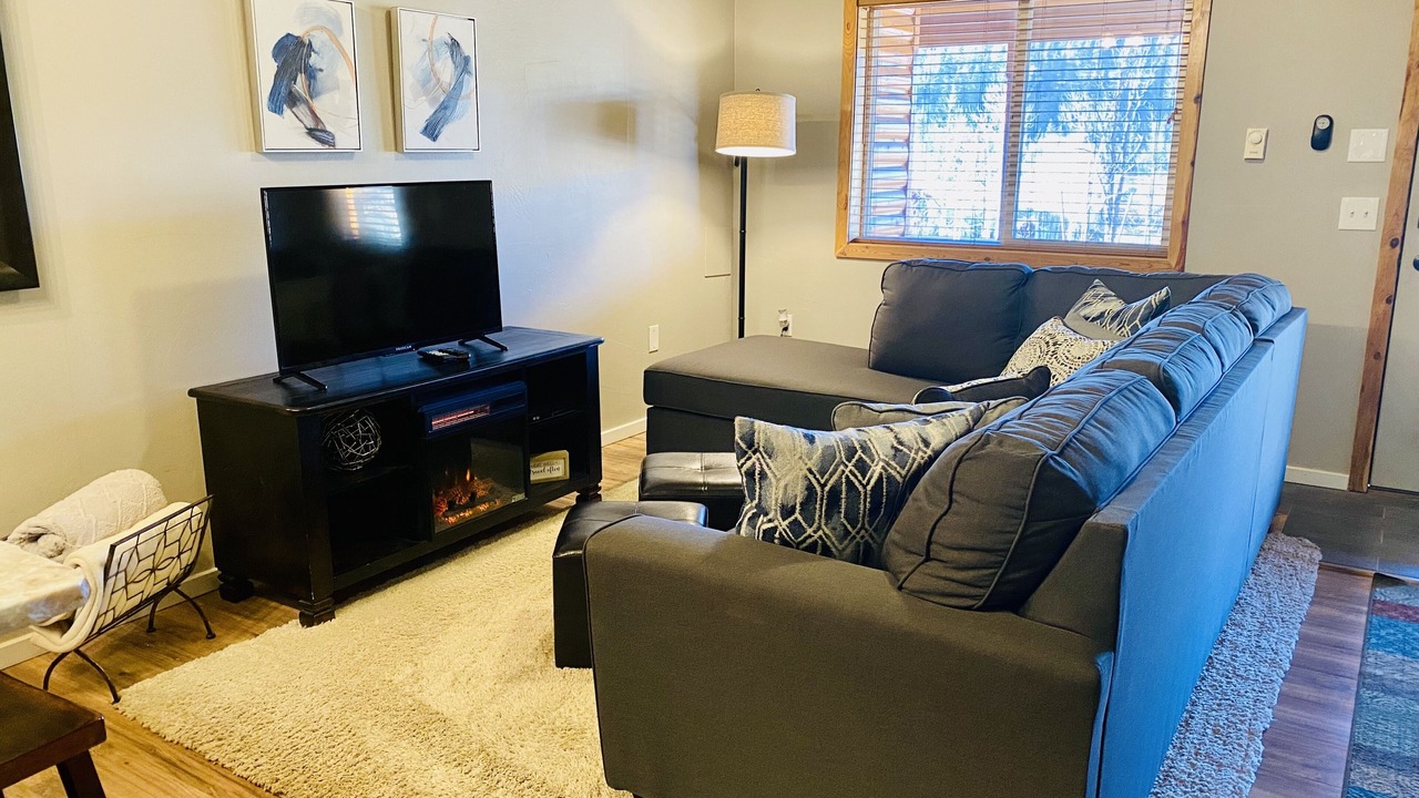 Photo of Livingroom in Duck Creek Village