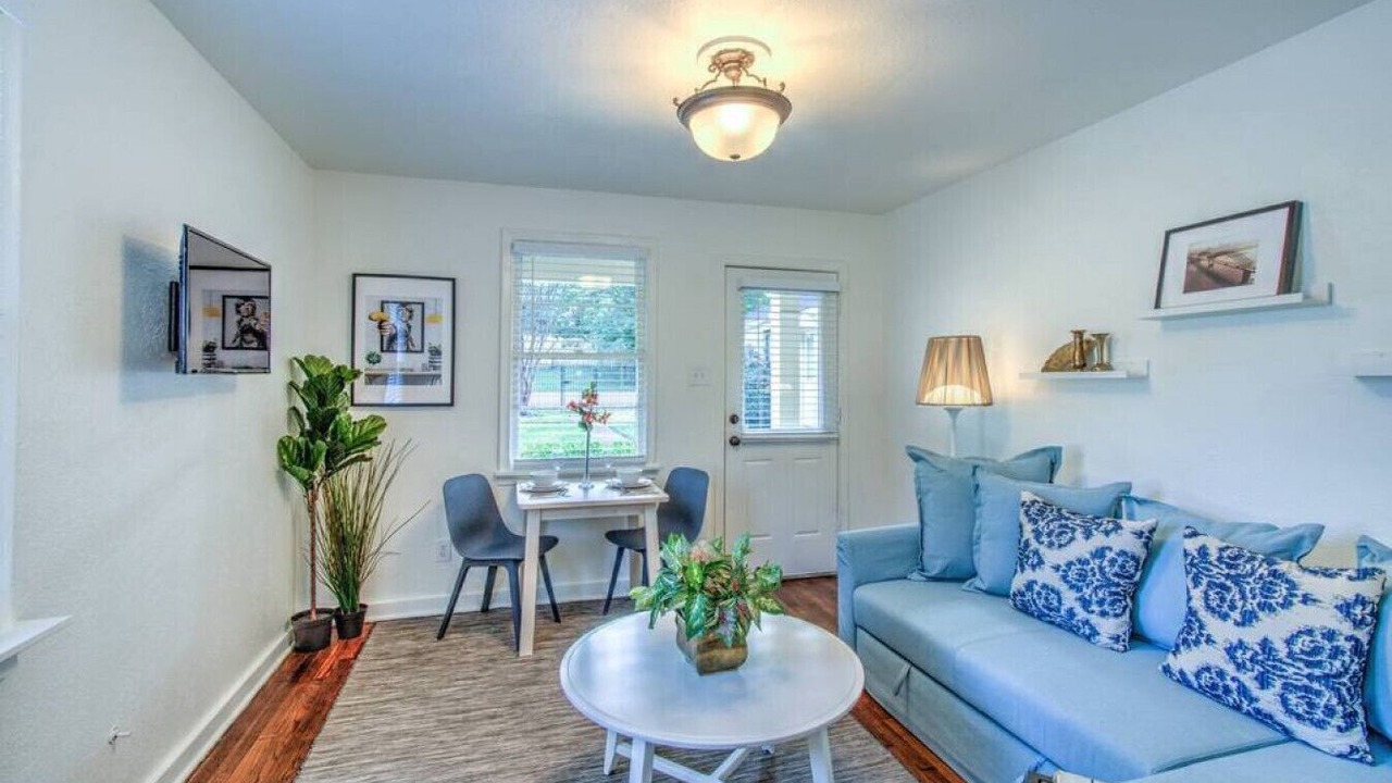 Photo of Bedroom in Midtown