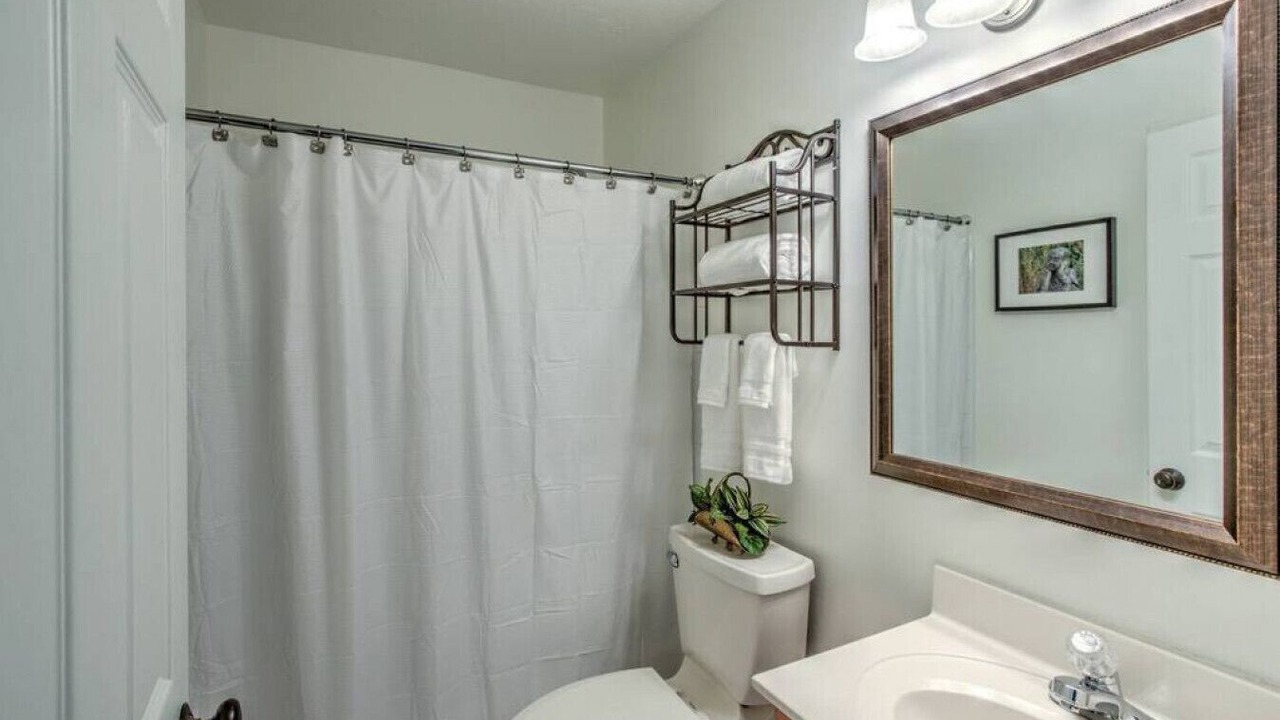 Photo of Bathroom in Midtown