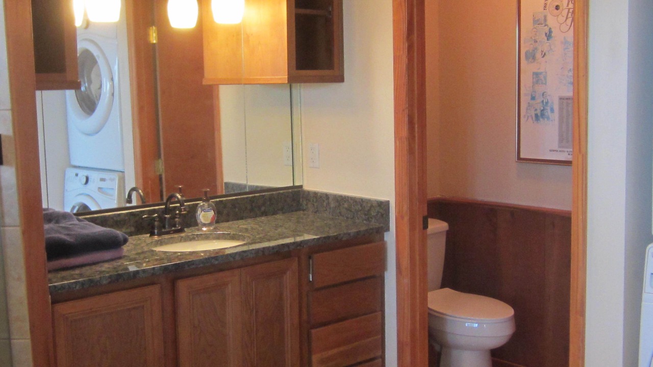 Photo of Bathroom in Citrus Springs