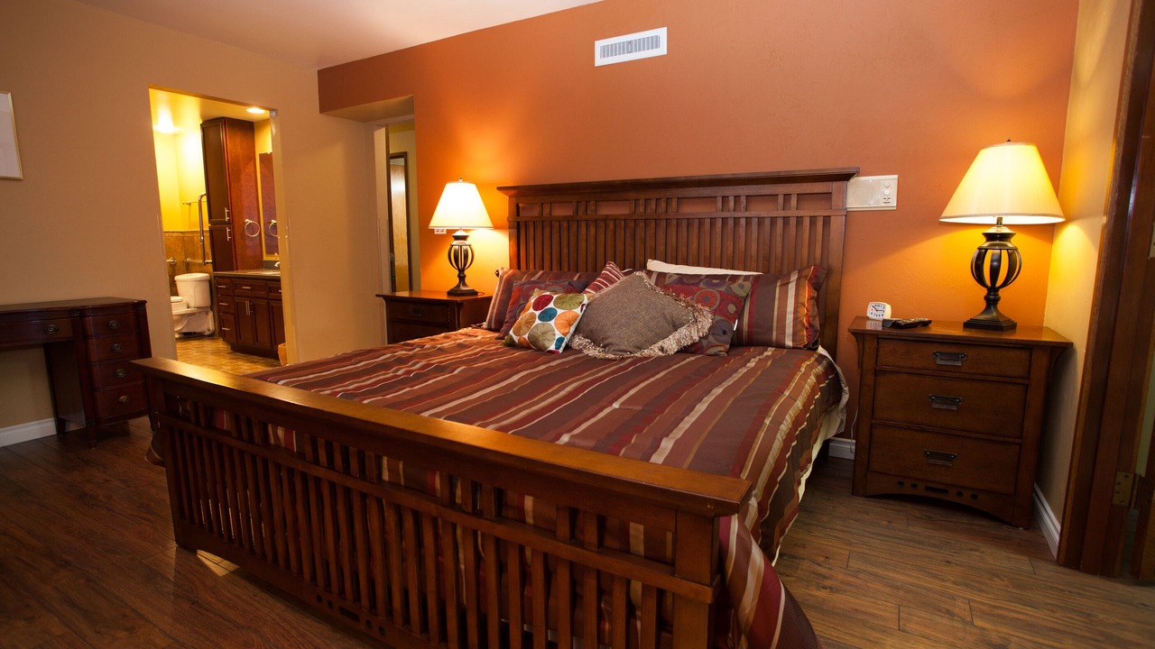 Photo of Bedroom in Fairbanks