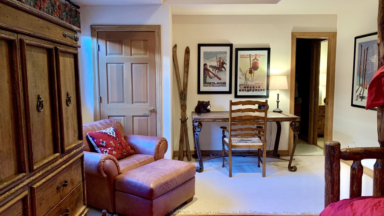 Photo of Bedroom in Edwards