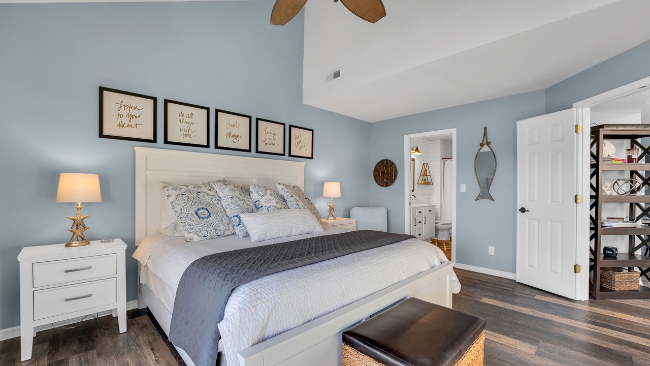 Photo of Bedroom in Camdenton