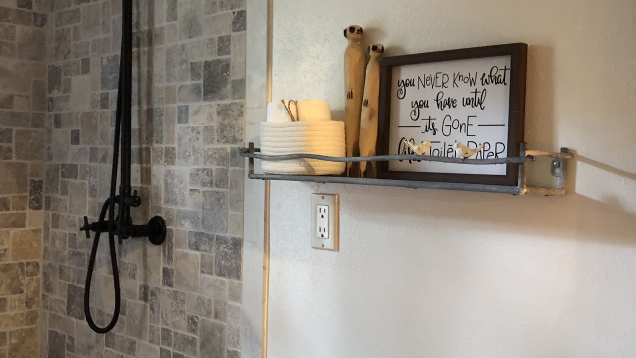 Photo of Bathroom in Reddick
