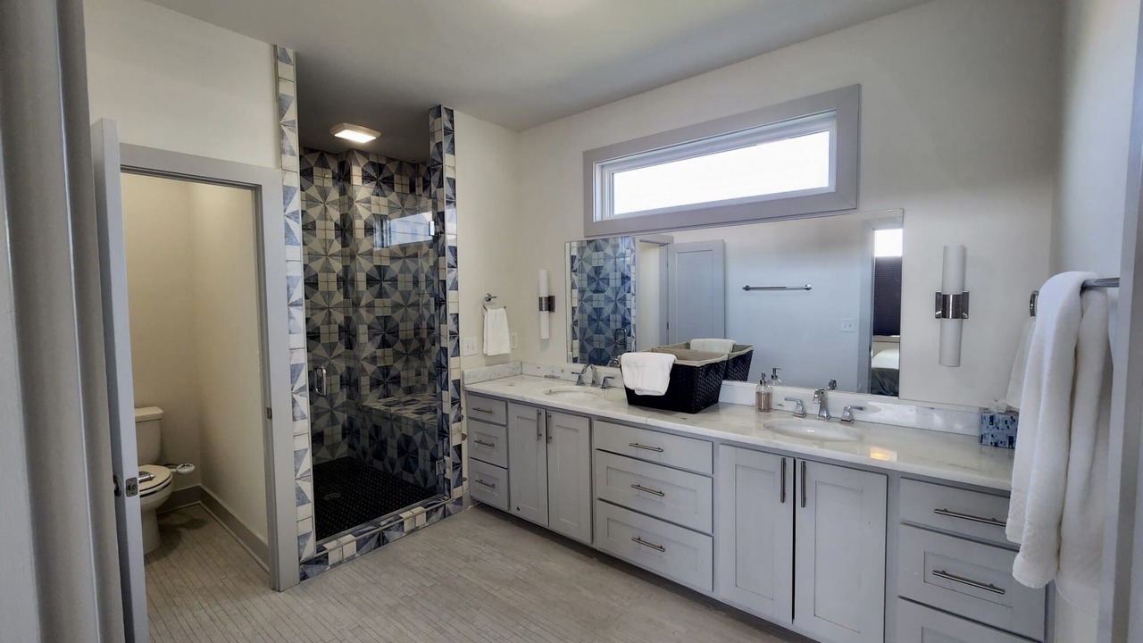 Photo of Bathroom in East Nashville