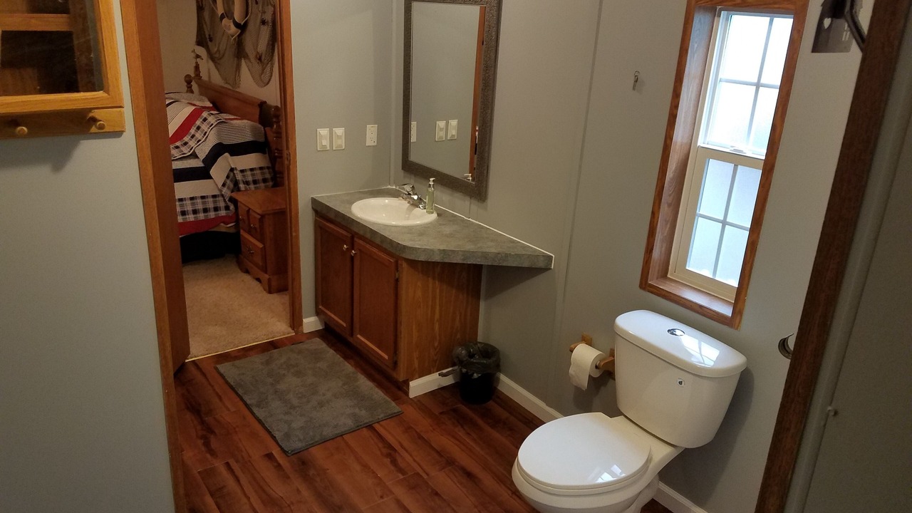 Photo of Bathroom in Byrdstown