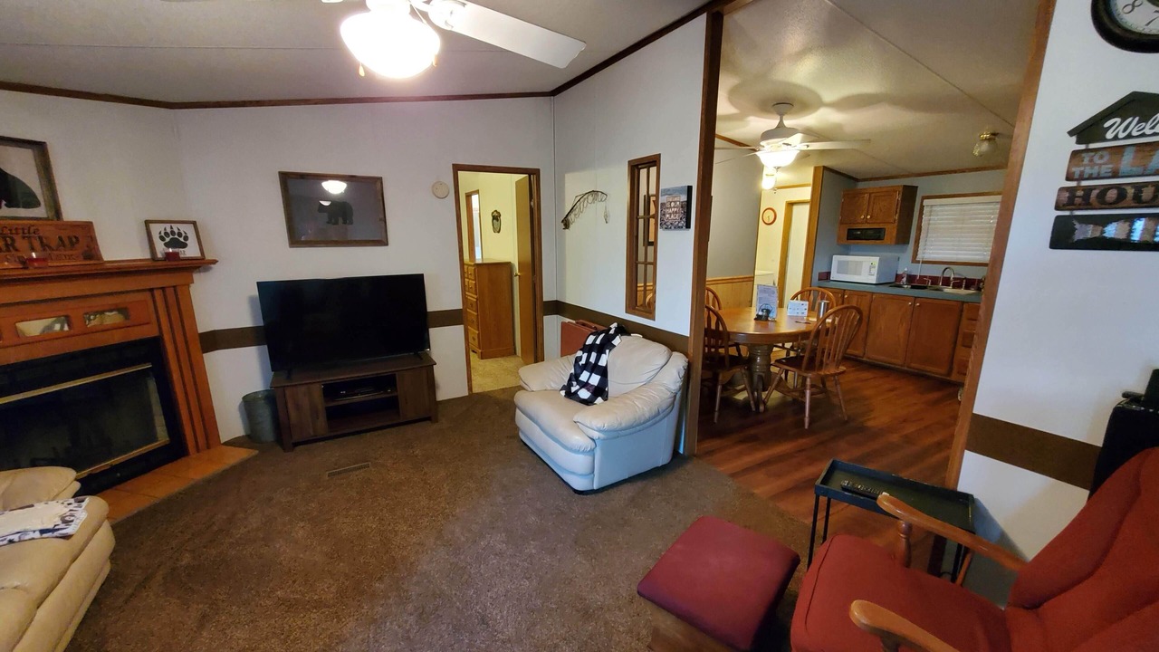 Photo of Livingroom in Byrdstown