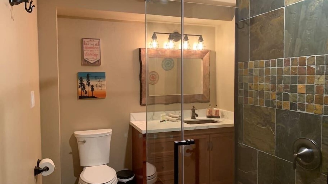 Photo of Bedroom in Purgatory