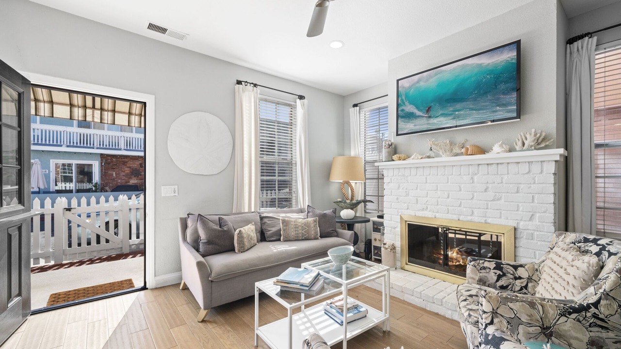 Photo of Livingroom in West Newport