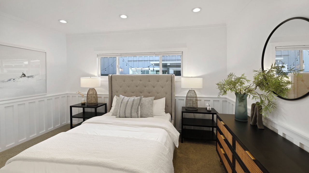Photo of Bedroom in Balboa Island