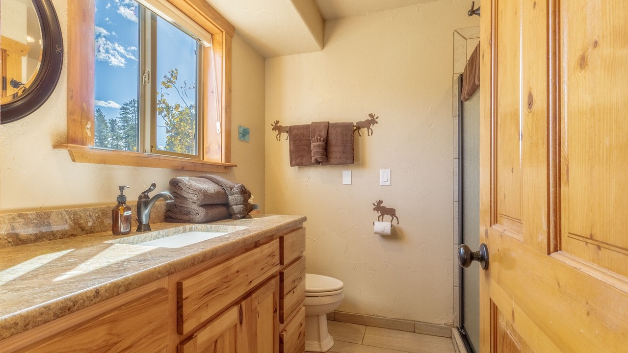 Photo of Bathroom in Woodland Park