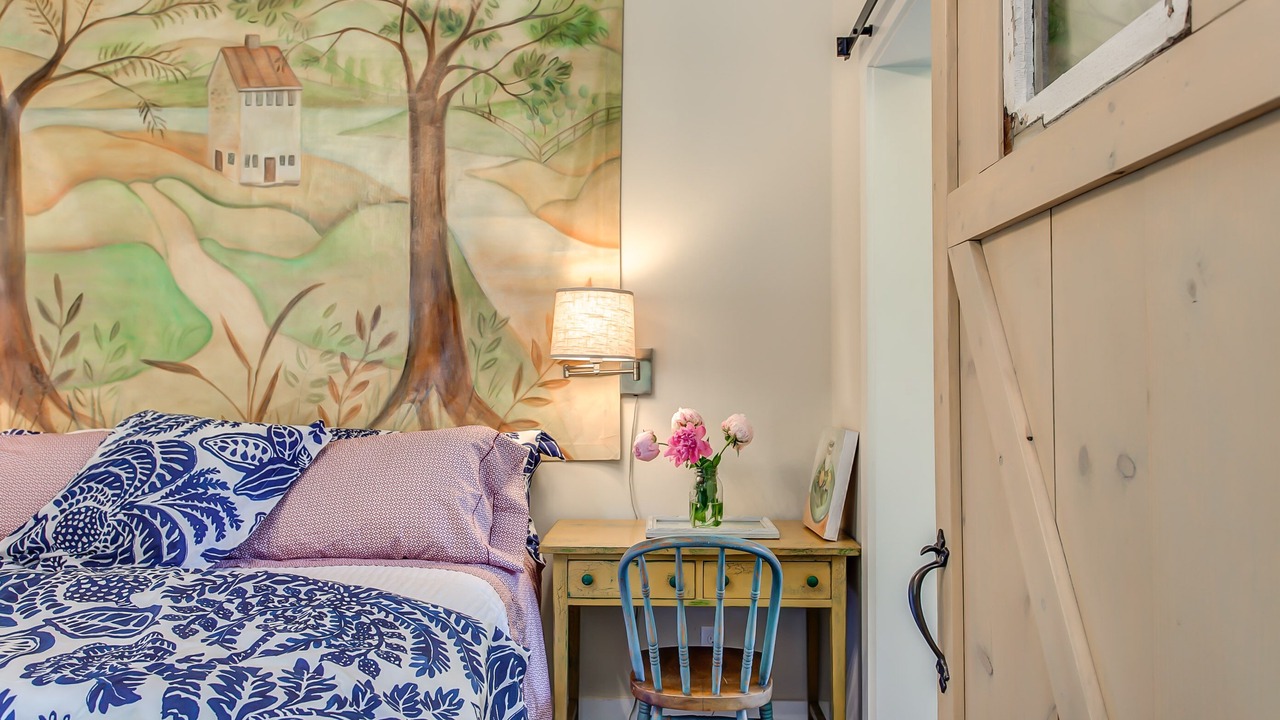 Photo of Bedroom in Historic Downtown Franklin