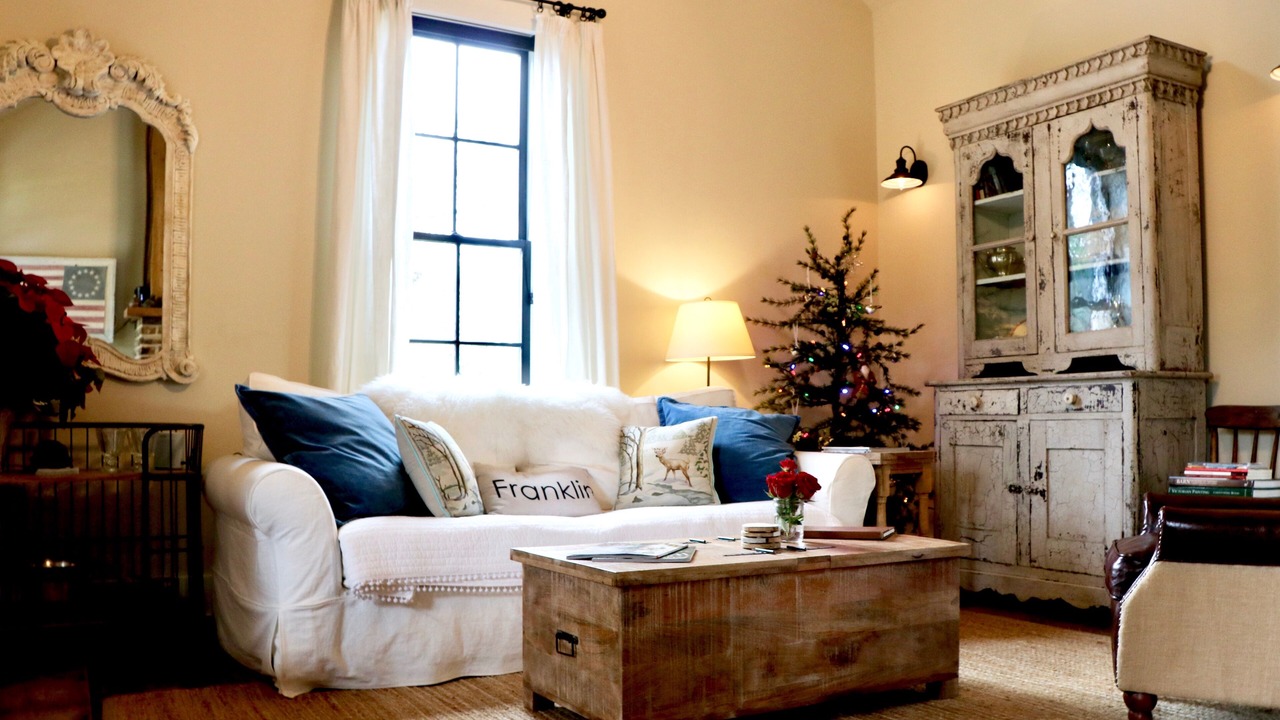 Photo of Livingroom in Historic Downtown Franklin