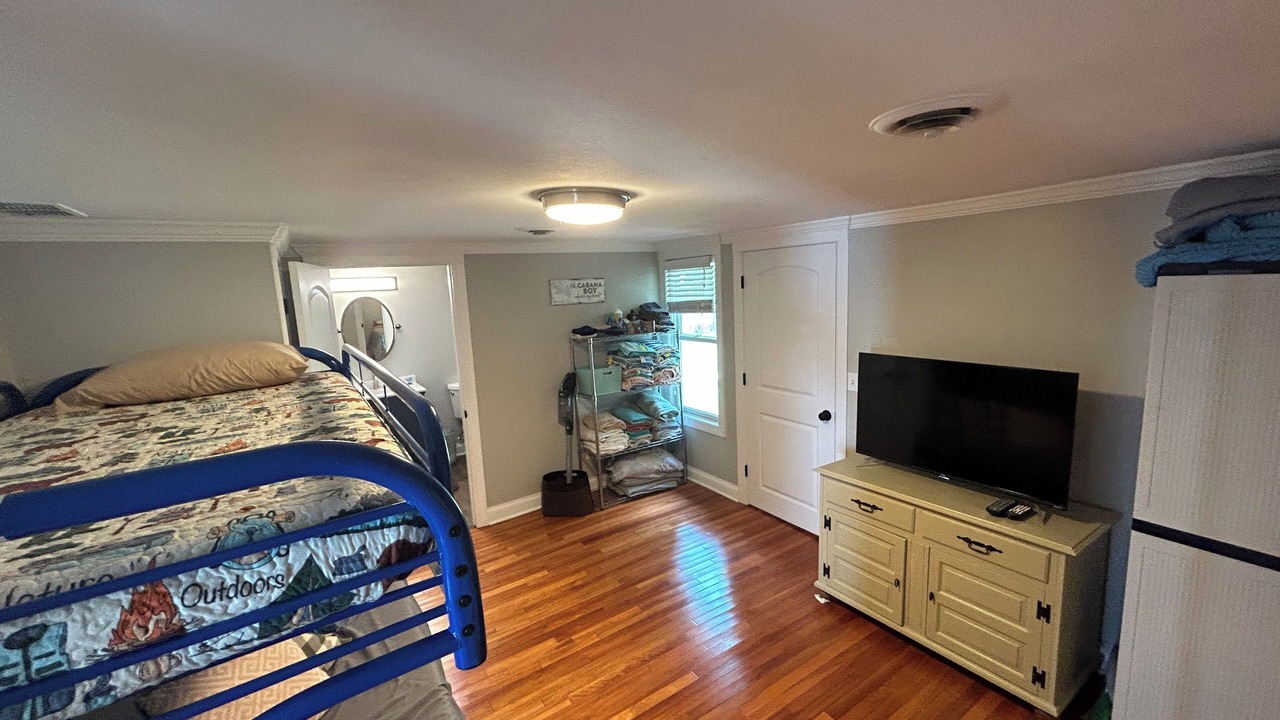 Photo of Bedroom in Cayuga