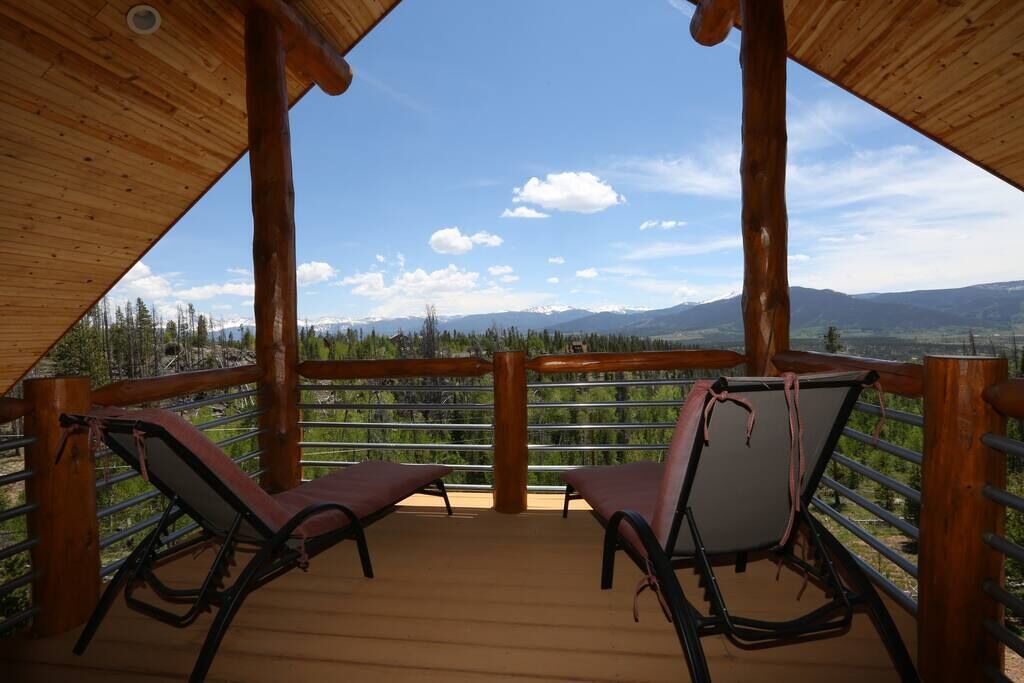 Photo of Patio Balcony in Granby