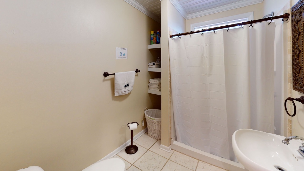 Photo of Bathroom in Nelsonville