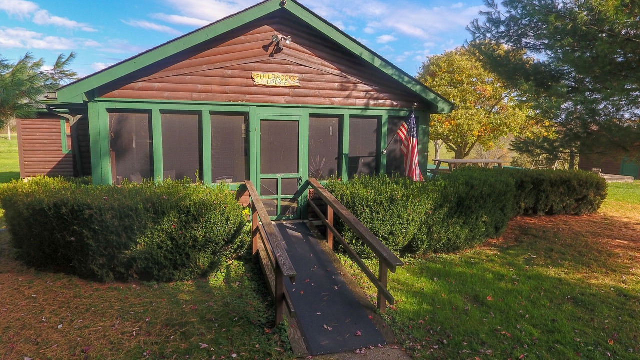 Photo of Outdoor in Nelsonville