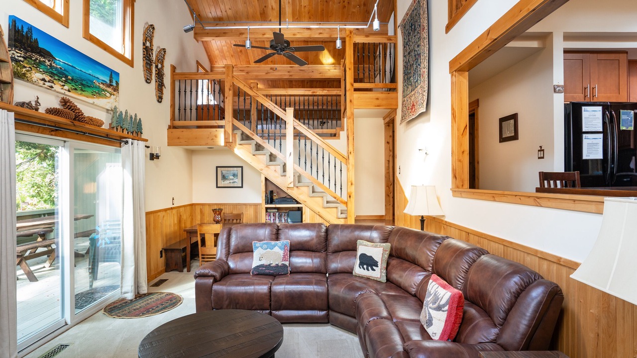 Photo of Bedroom in Lake Forest