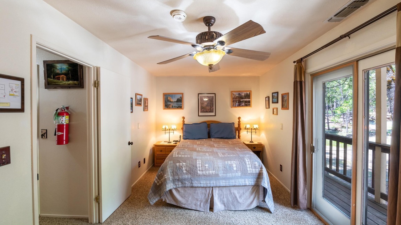 Photo of Bedroom in North Wawona