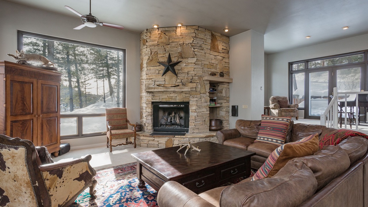 Photo of Bedroom in Columbine Lake