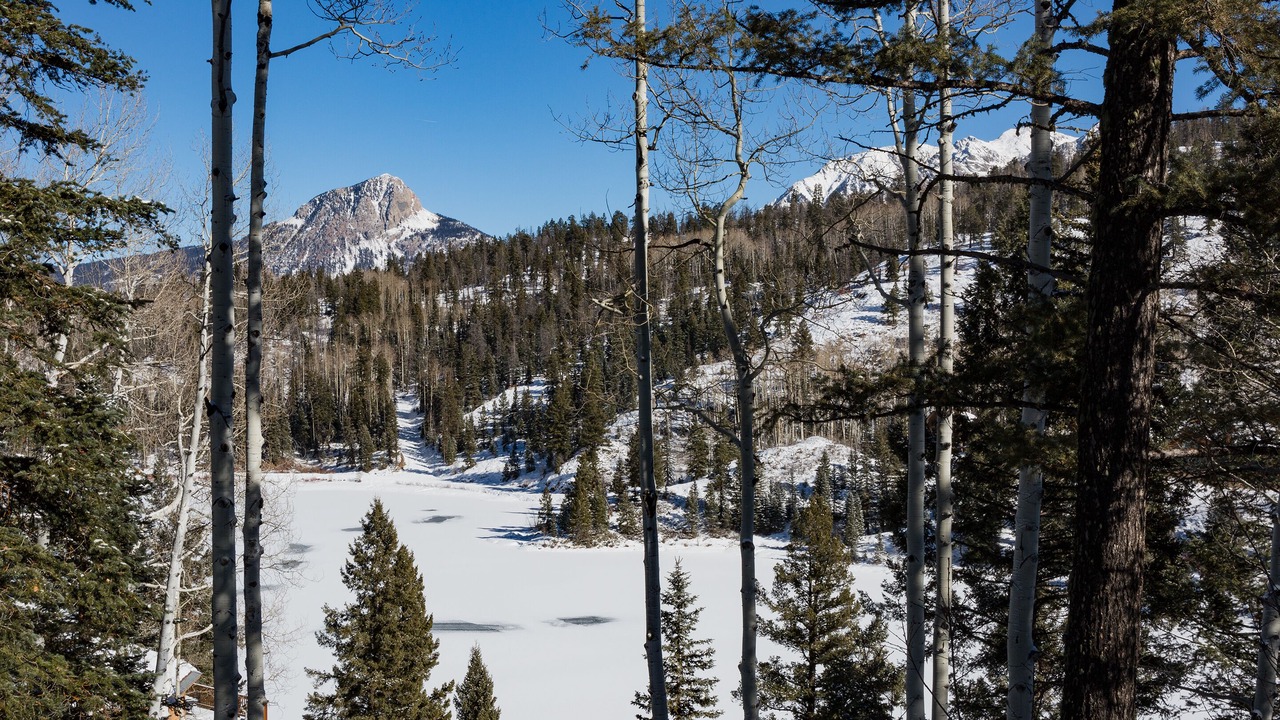 Photo of Outdoor in Columbine Lake