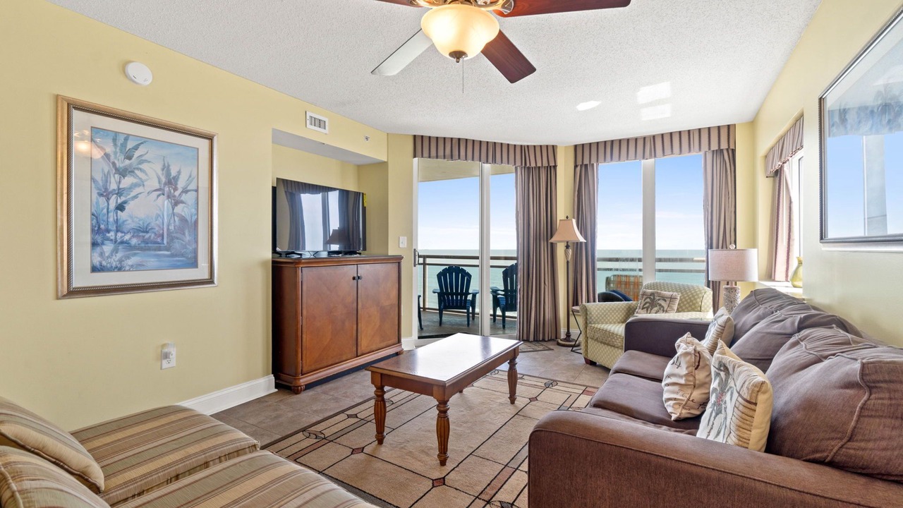 Photo of Livingroom in Crescent Beach