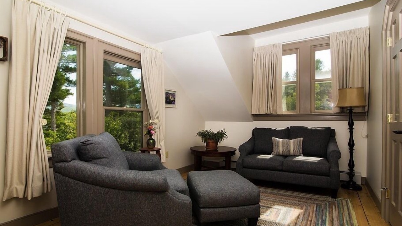 Photo of Livingroom in Keene