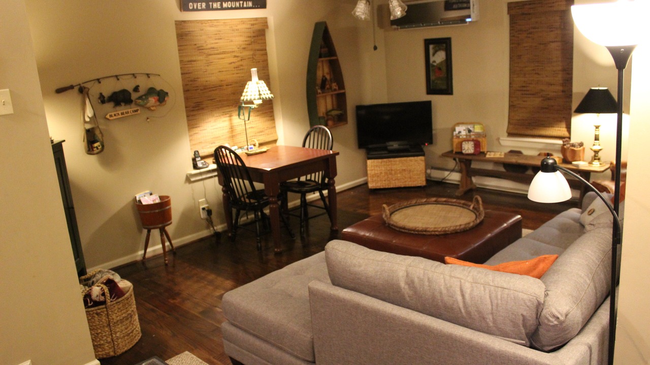 Photo of Livingroom in Tallassee
