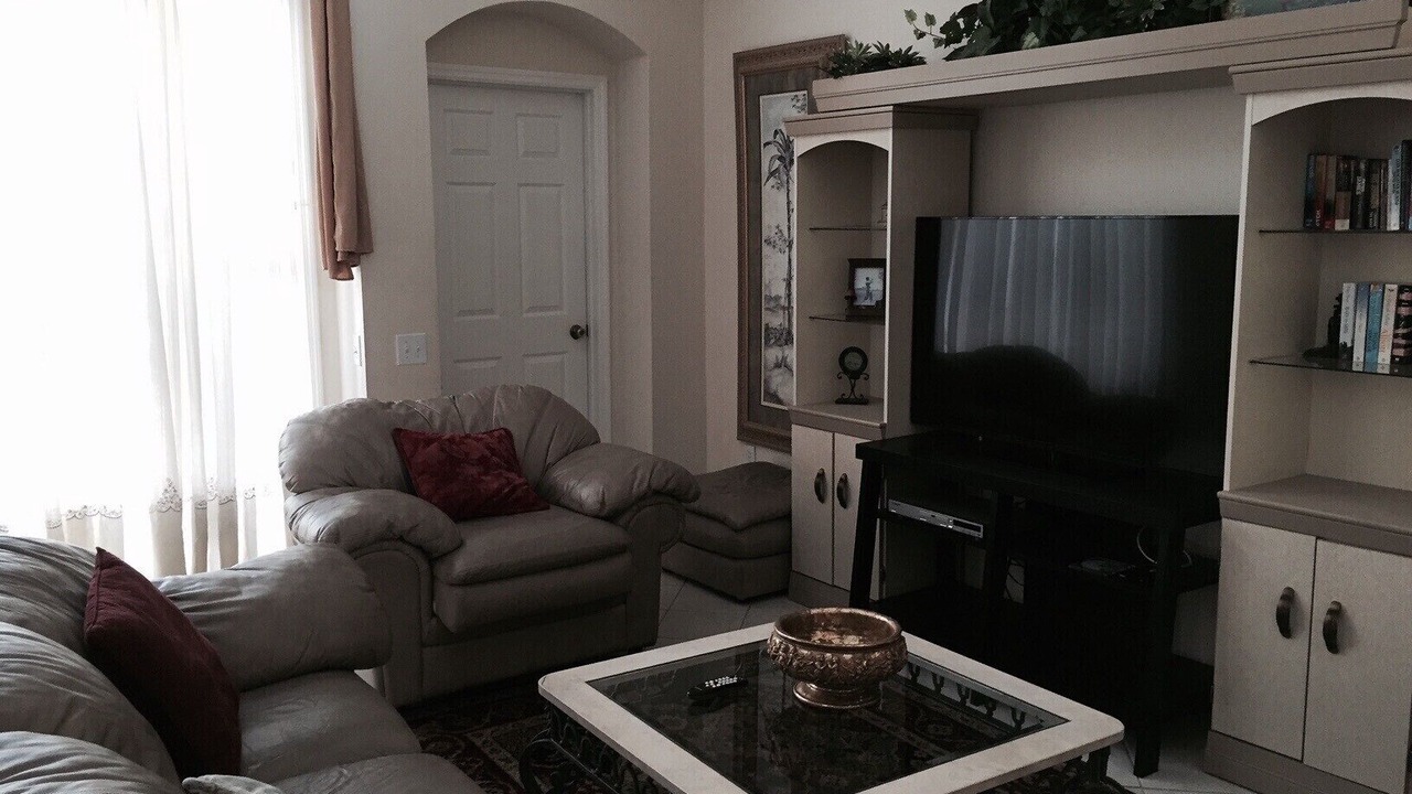 Photo of Livingroom in Windsor Palms