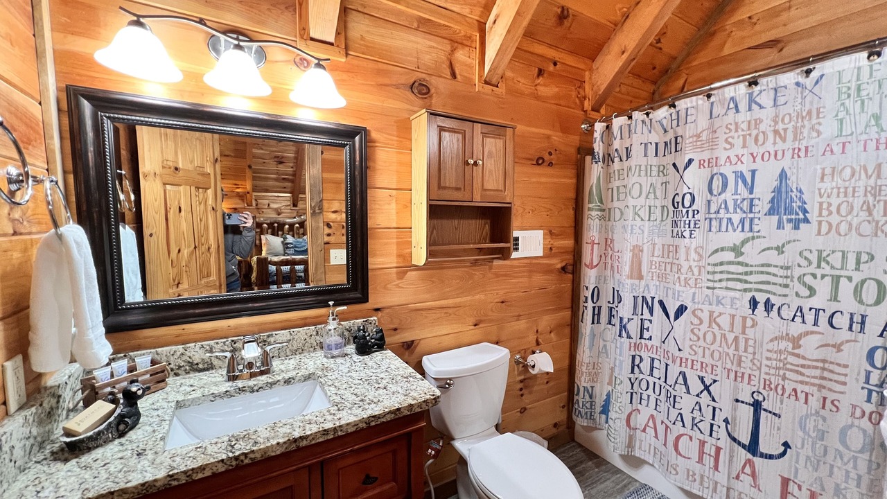Photo of Bathroom in Chalet Village