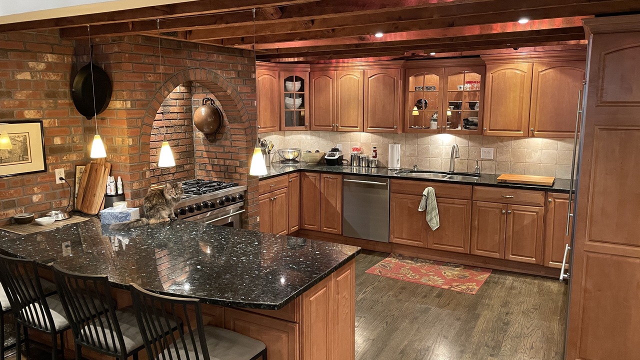 Photo of Kitchen in Shawmut