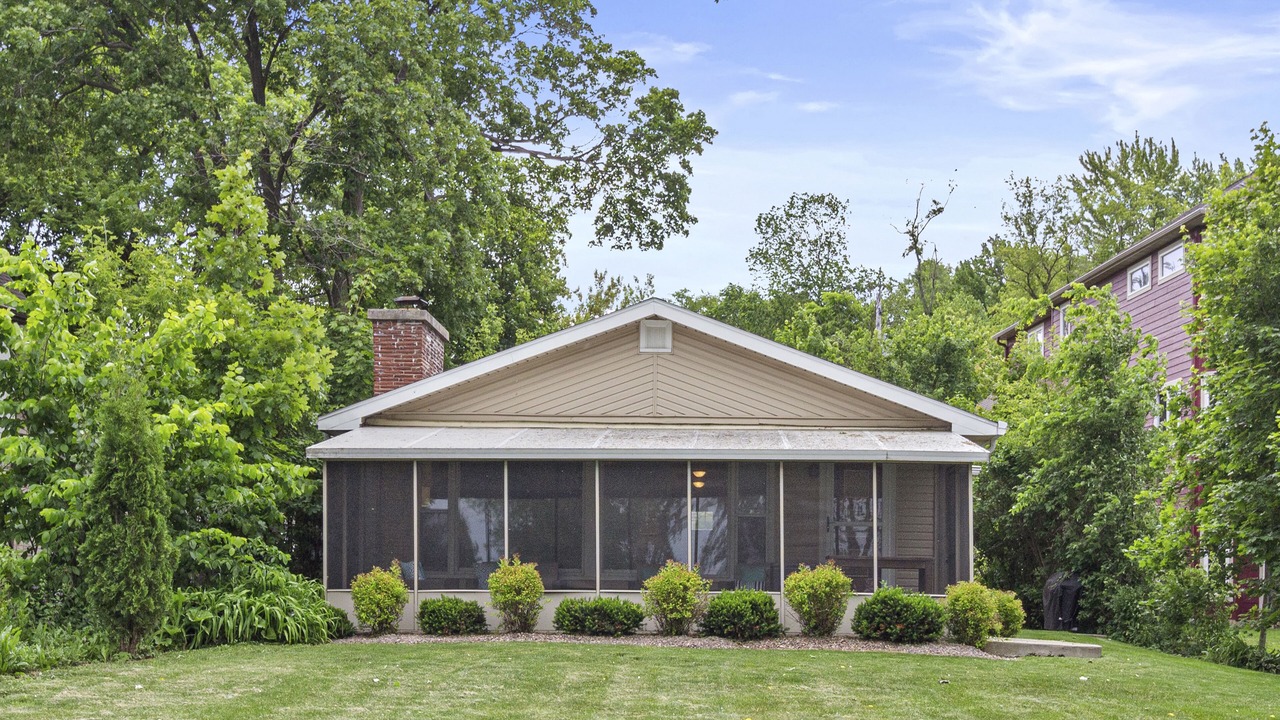Photo of Outdoor in Wind Lake