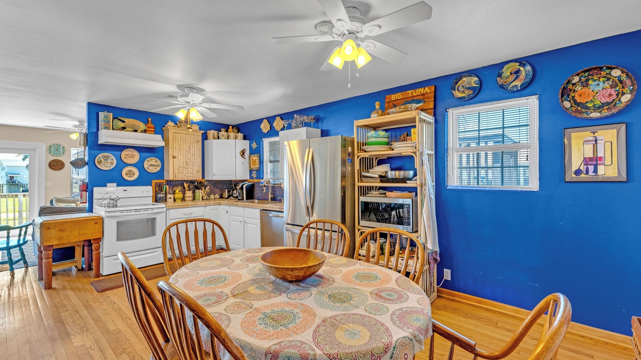 Photo of Kitchen in Terramar Beach