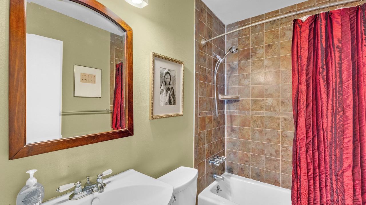 Photo of Bathroom in Terramar Beach