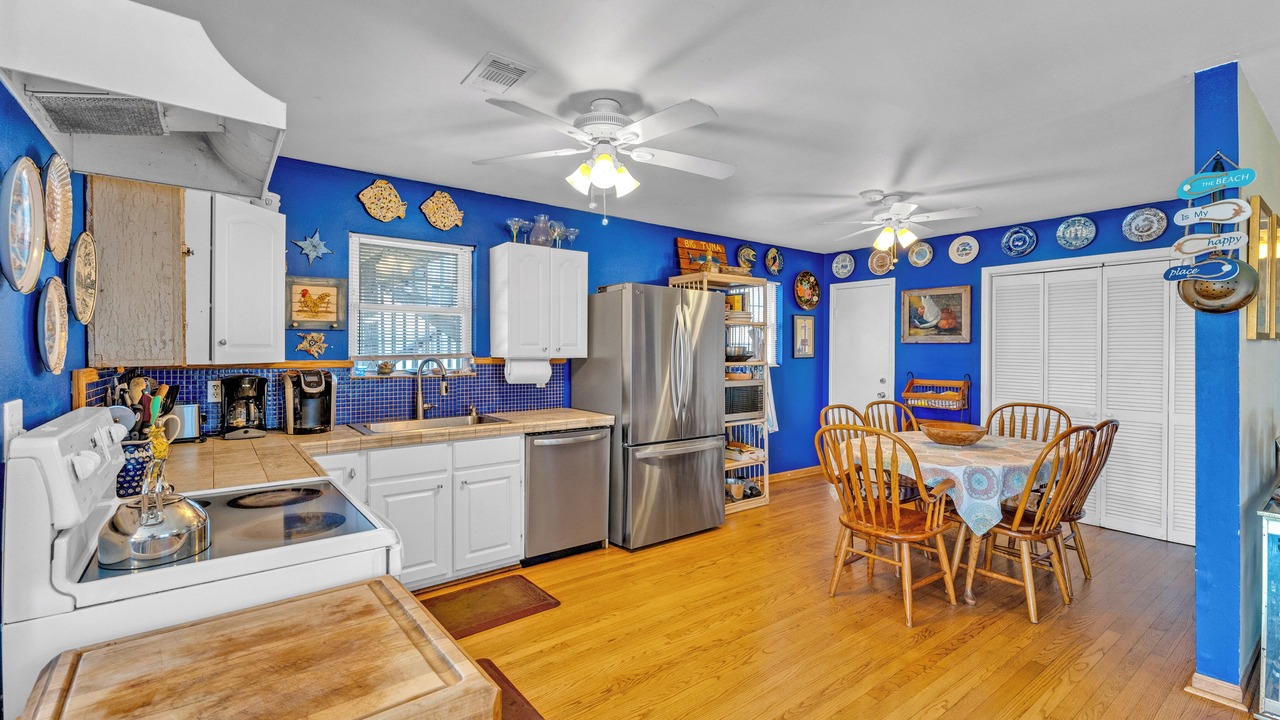 Photo of Kitchen in Terramar Beach