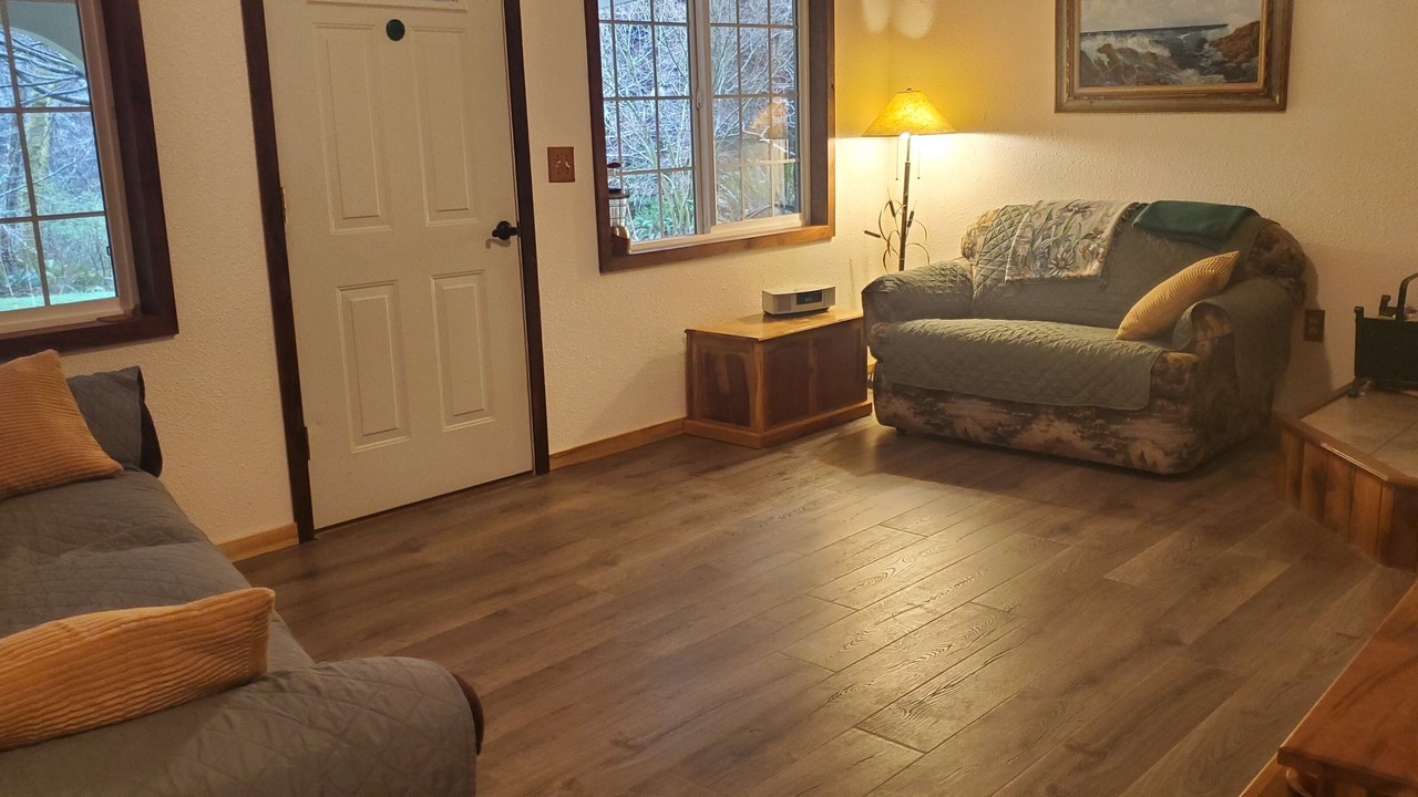 Photo of Livingroom in Reedsport