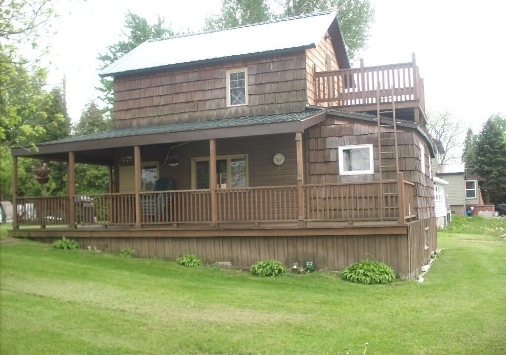 Photo of Outdoor in Cayuga