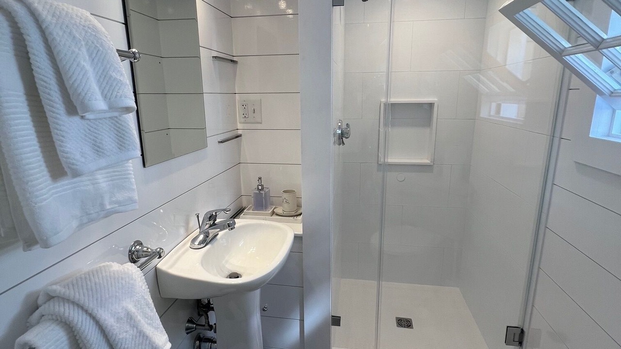 Photo of Bathroom in Brant Point