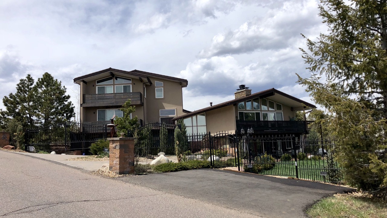 Photo of Outdoor in Golden