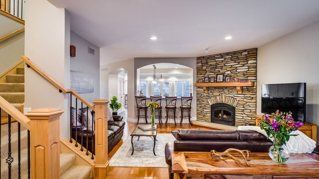 Photo of Livingroom in Whittier